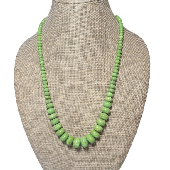 Natural Green Turquoise Graduated Barrel Bead Necklace 22